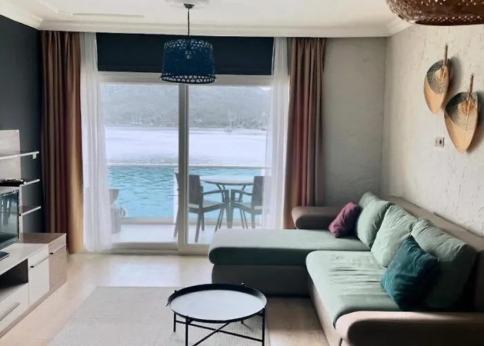 Buena Vista Hotel&restaurant مرمريس