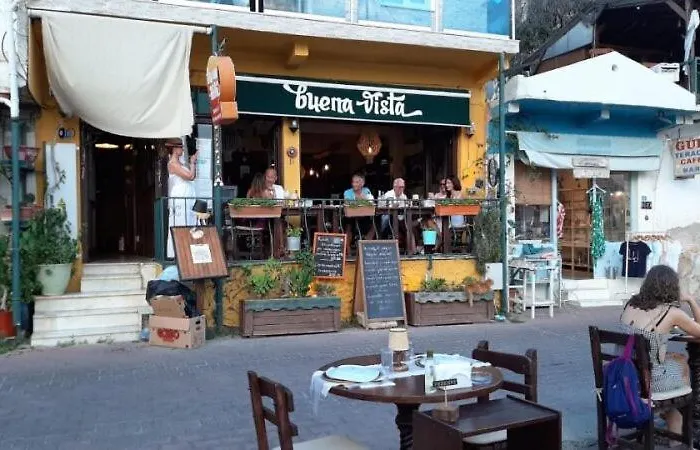 Buena Vista Hotel&restaurant مرمريس