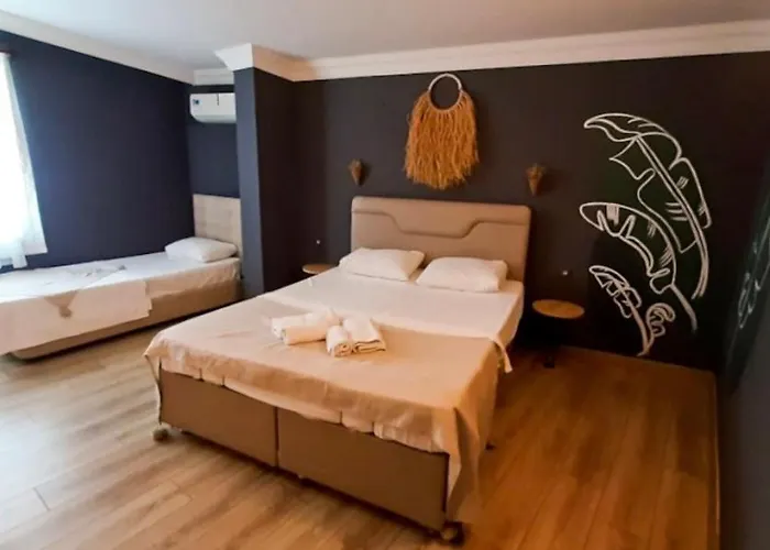 Buena Vista Hotel&restaurant * مرمريس