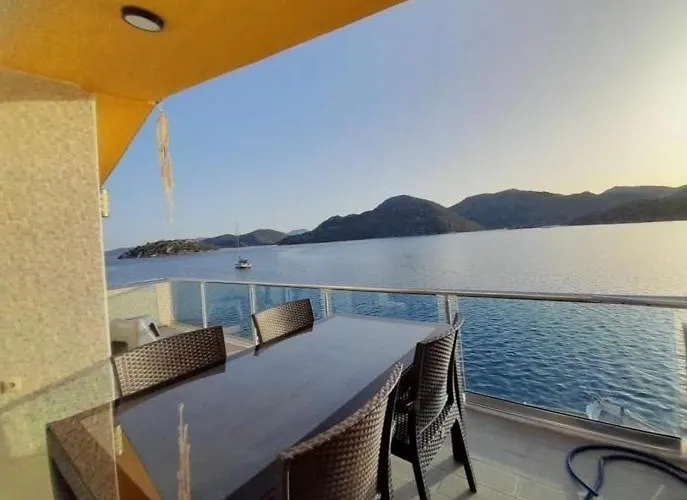 Buena Vista Hotel&restaurant مرمريس